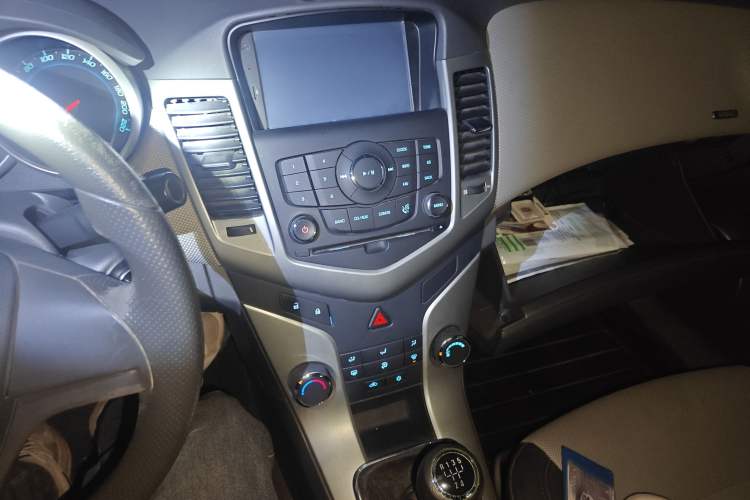 Used Chevrolet Cruze 2013 1.6L SE MT
