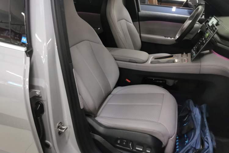 Used Nio EC6 2024 75 kWh
