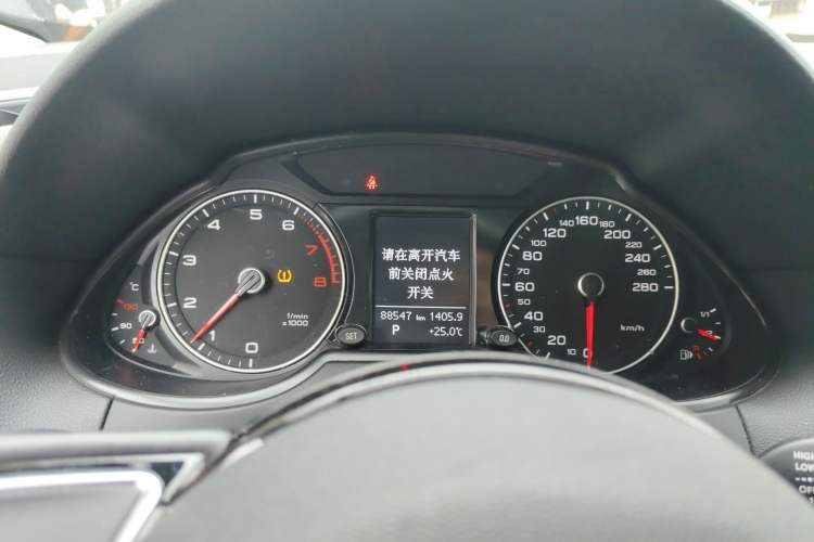 Used Audi Q5 2017 40 TFSI Ambition Edition Instrument Cluster