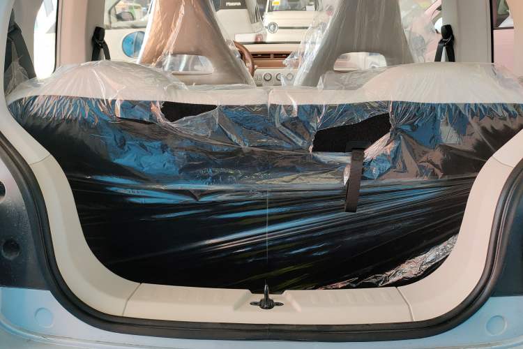 Used Bestune Pony 2026 222km Colorful Horse Trunk