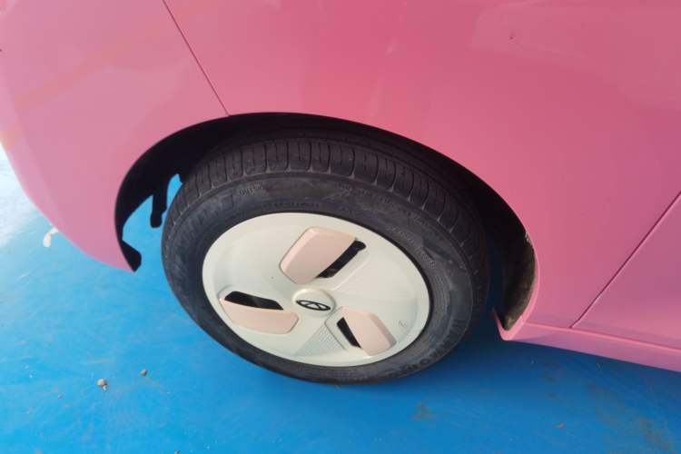 Used Chery QQ QQ Ice Cream 2022 120km Conical Shape Lithium Iron Phosphate
