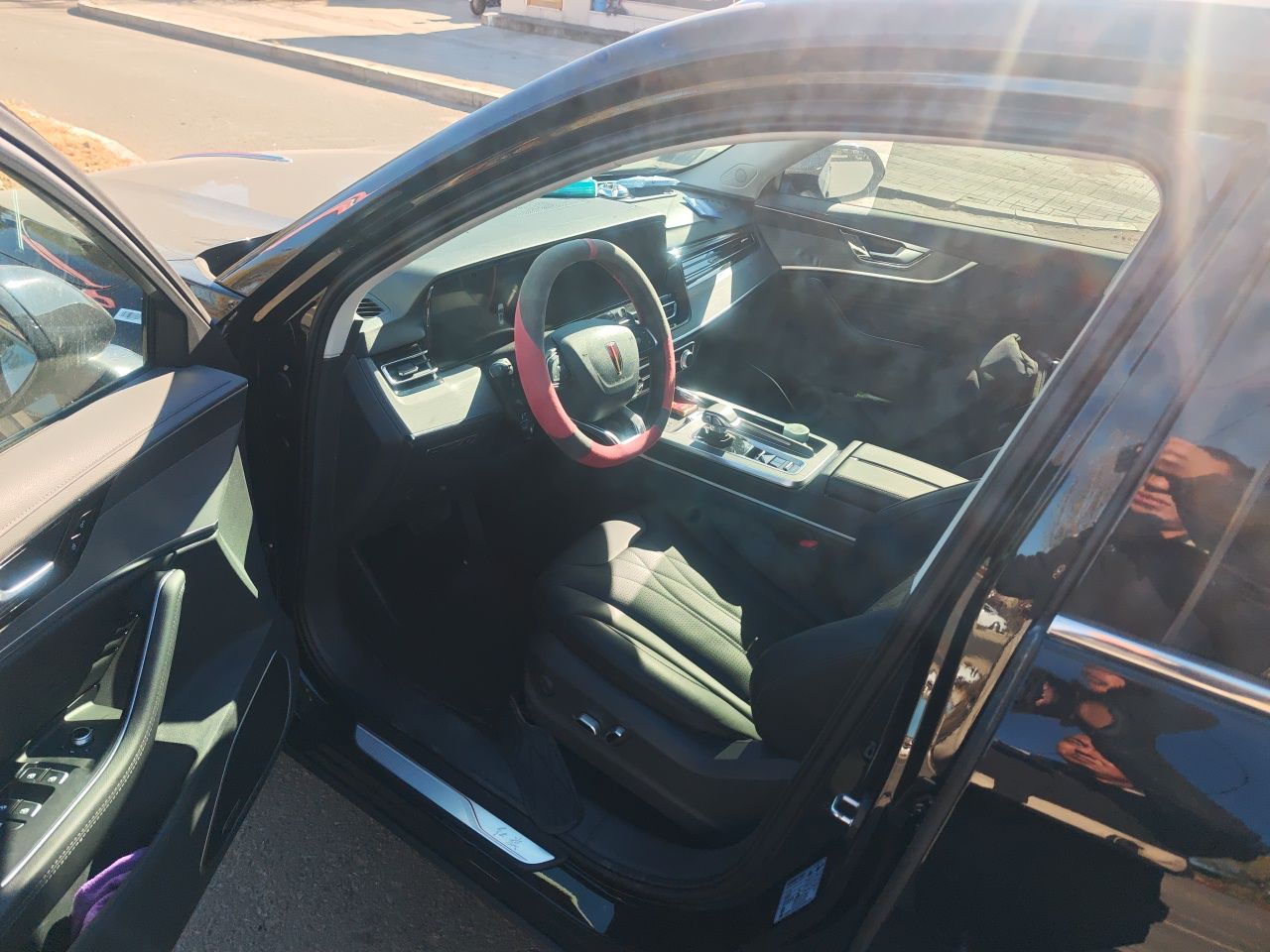 Hongqi HS5 2026 Model 2.0T Two-Wheel Drive Qi Xiang Pro Edition — снимка 13