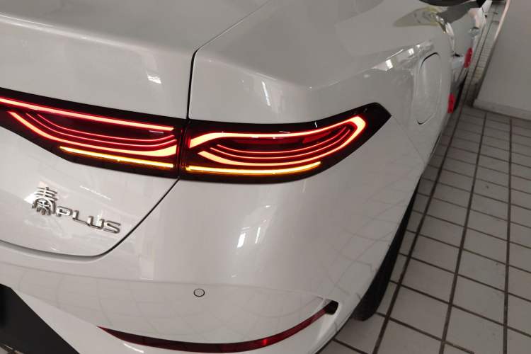 Used BYD Qin PLUS 2025 DM-i Smart Drive 55KM Leading Model