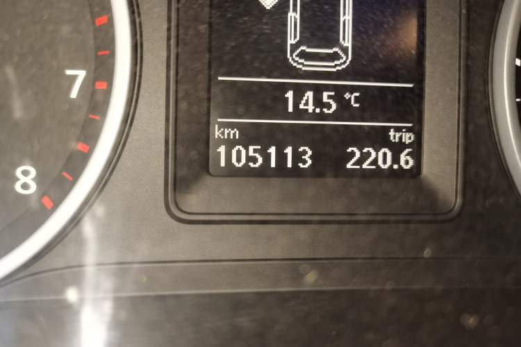 Used Volkswagen Tiguan 2013 1.8TSI Automatic All-Wheel-Drive Comfort Edition Odometer Close Up