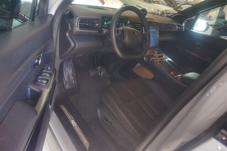 Used Nio ES8 2020 580 km Range Signature Edition Six-Seater Version