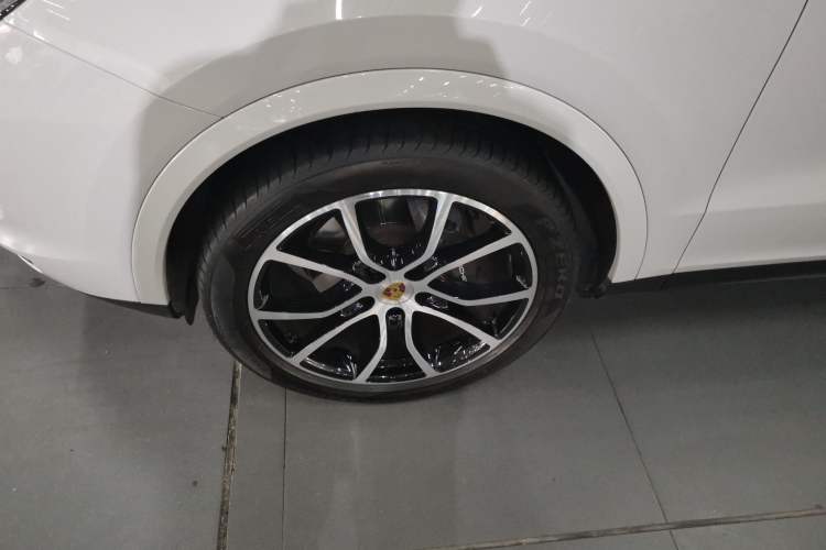 Used Porsche Cayenne 2023 Cayenne 3.0T Platinum Edition