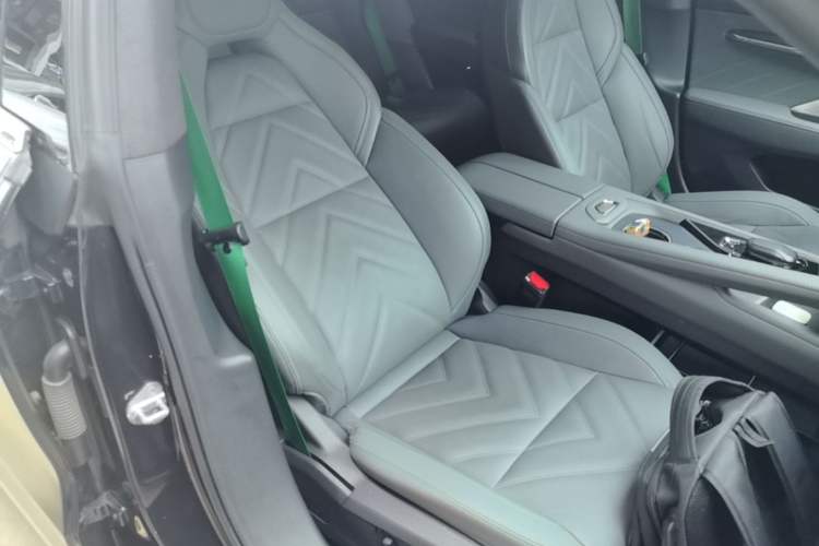 Used Zeekr 001 2021 Ultra-Long Range Dual-Motor YOU Version Right Front Seat