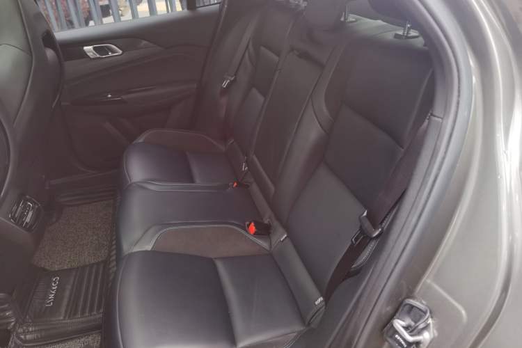 Used Lynk & Co 03 2022 2.0TD DCT GenioPlus
