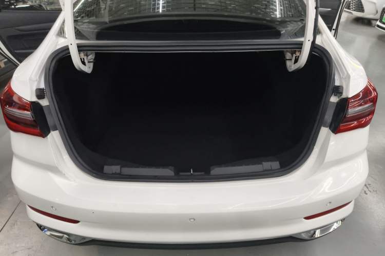 Used Ford Escort 2021 1.5L Automatic Diamond Edition Trunk