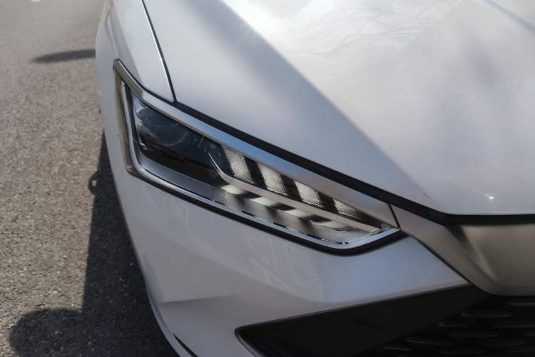 Used BYD Qin PLUS 2021 DM-i 55KM Flagship Model Right Front Headlight