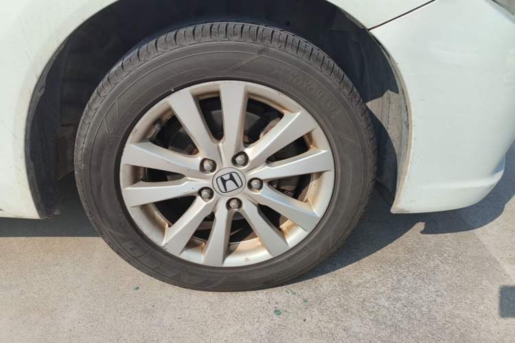 Used Honda Civic 2014 1.8L automatic comfort version
