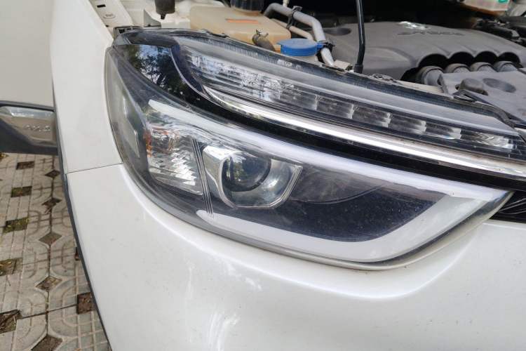 Used Dongfeng Aeolus AX4 2017 1.6L Manual ChaoShang Model
