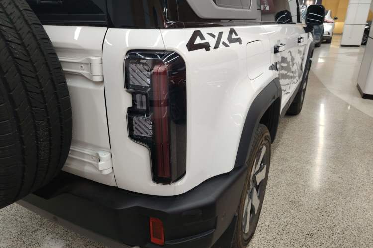 Used BAIC Off-Road BJ40 Electric Drive 2025 Advanced Edition Right Rear Taillight