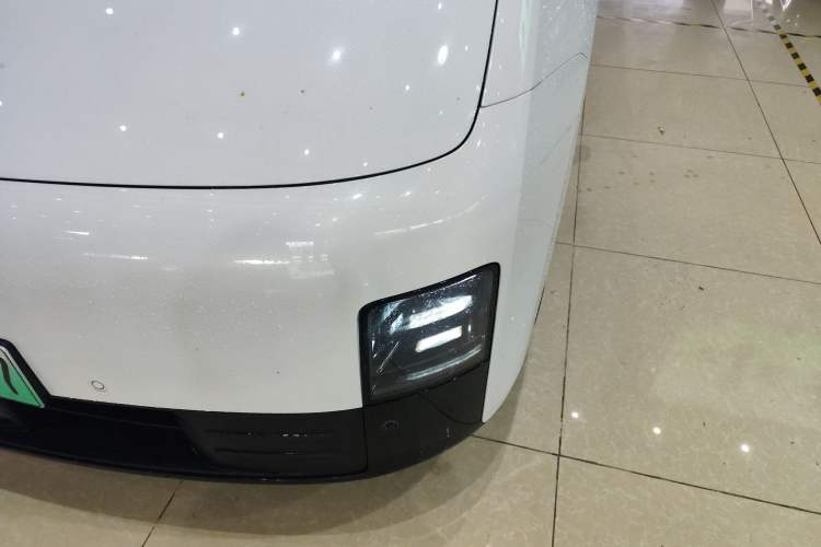 Used Li Auto MEGA 2024 Ultra Model