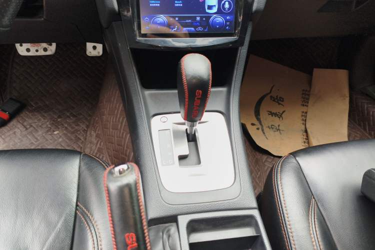 Used Subaru XV 2016 2.0i Ambition Edition Gear Lever