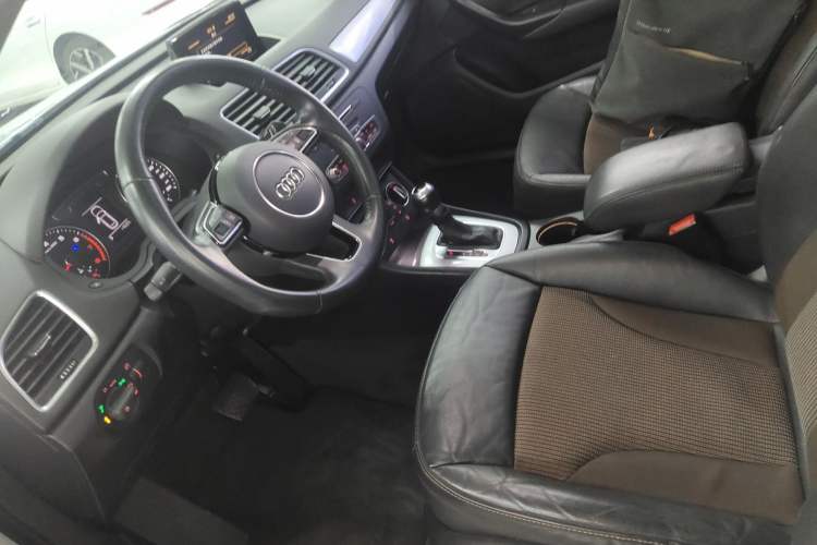 Used Audi Q3 2018 30th Anniversary Edition 30 TFSI Fashion Model
