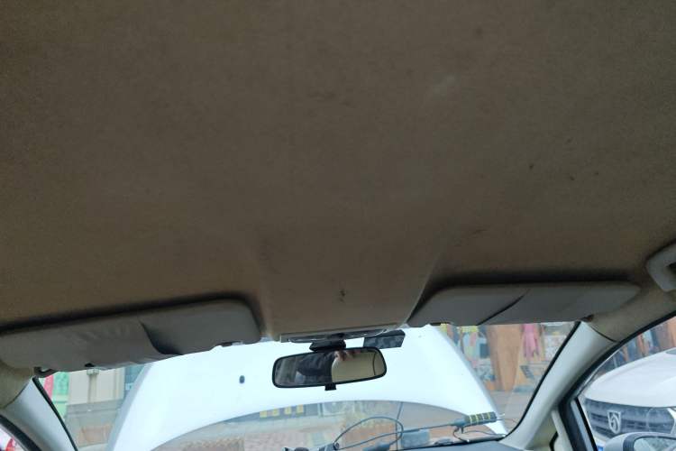 Used Ford Fiesta 2011 Sedan 1.5L Automatic Fashion Edition Headliner