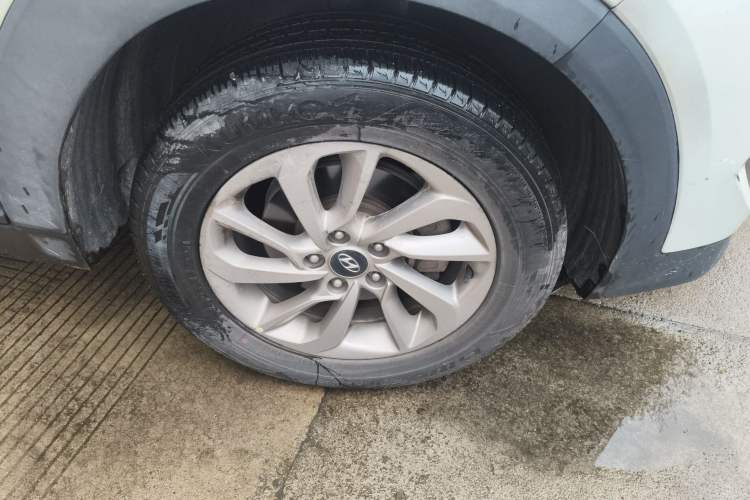 Used Hyundai Tucson 2018 1.6T Dual-Clutch Two-Wheel Drive 15th Anniversary Special Edition