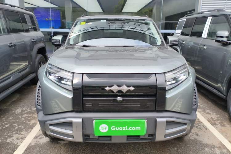 Used Formula Leopard Titanium 3 2025 501KM All-Wheel Drive Intelligent Driving Ultra Version
