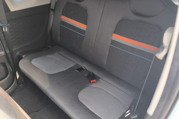Used Wuling Hongguang MINIEV 2020 Freedom Version Lithium Iron Phosphate Left Rear Seat