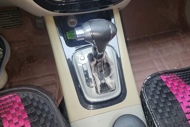 Used FORTHING Joyear XV 2015 1.6L CVT Comfort Model Gear Lever