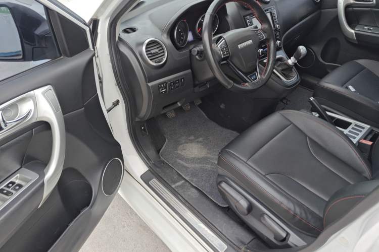 Used Haval H6 2016 Upgraded Model 1.5T Manual Two-Wheel Drive Elite Version