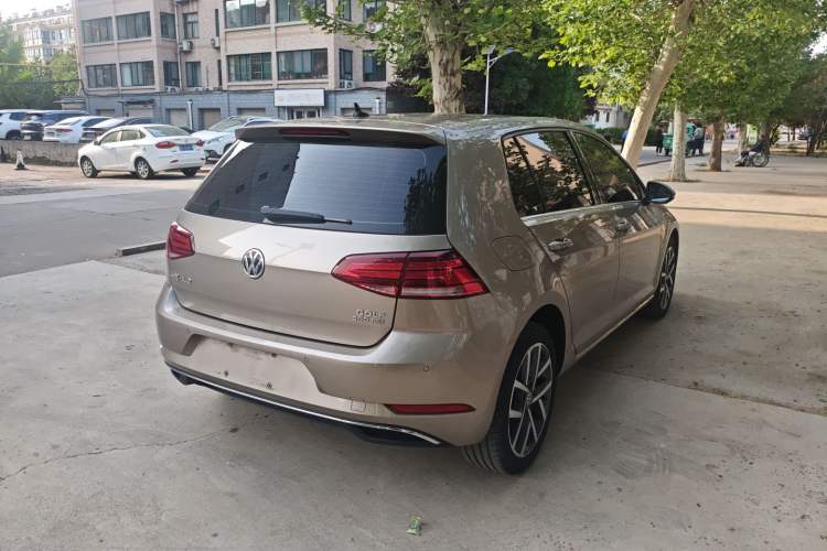 Used Volkswagen Golf 2020 200TSI DSG Comfortable and Ambitious Edition