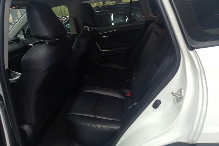 Used Toyota RAV4 2020 2.0L CVT Two-Wheel Drive Fashion Edition
