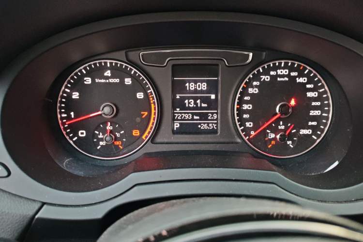 Used Audi Q3 2017 35 TFSI Style Edition Odometer Close Up