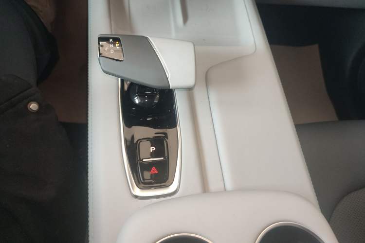 Used Changan UNI-Z 2025 500Bar PRO