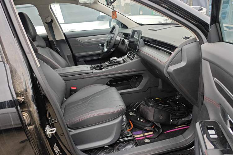 Used JETOUR Dashing 2025 1.5T DCT Luxury Edition
