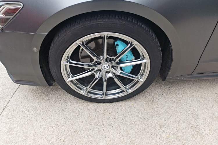 Used Audi A7 2021 45 TFSI Prestige Edition Left Front Wheel Hub