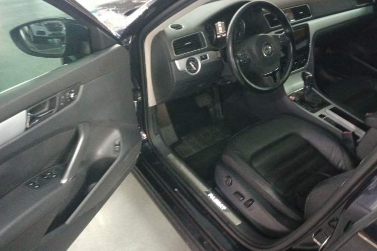 Used Volkswagen Passat 2014 1.8TSI DSG Prestige Edition