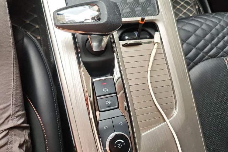 Used EXEED Lingyun 2021 400T Two-Wheel Drive Star Prestige Edition
