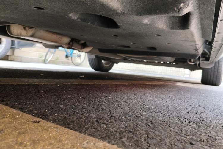 Used Buick GL8 2017 25S Comfort Version China V Standard Chassis Front Left