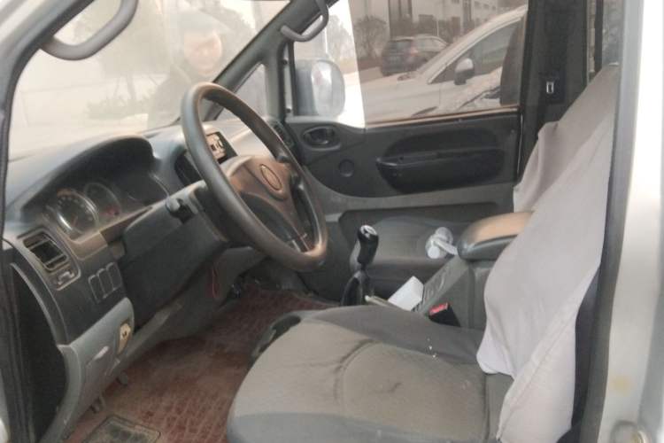 Used FORTHING Lingzhi 2012 Commercial Version 1.6L Special Offer Model