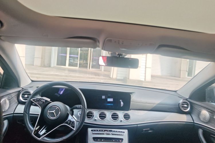 Used Mercedes-Benz E-Class 2022 Revised Version E 300 L Luxury Edition Headliner