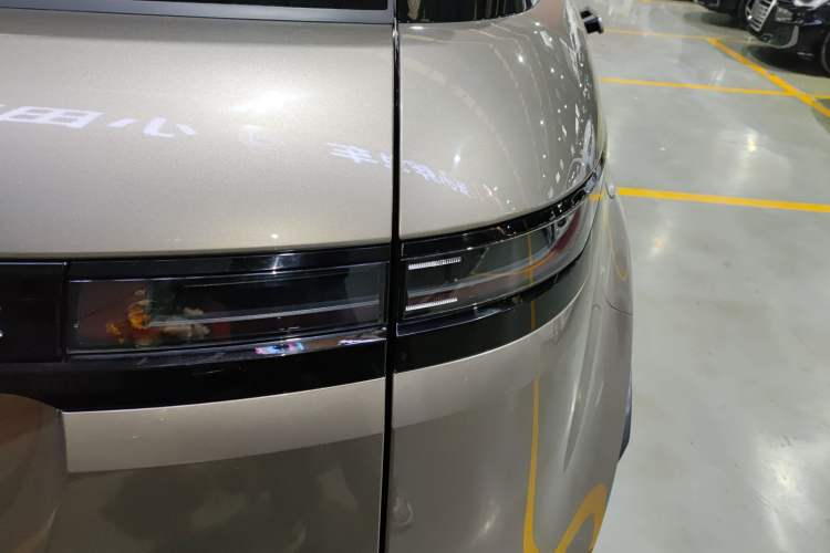 Used Land Rover Range Evoque 2024 Aurora L 249 PS Glowing Limited Edition Right Rear Taillight