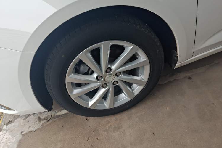 Used Buick Verano 2019 Sedan 15S Automatic Leading Model