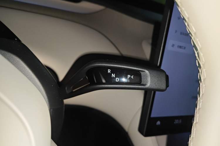 Used Xiaomi Auto YU7 2025 Ultra-Long Range Rear-Wheel Drive Version
