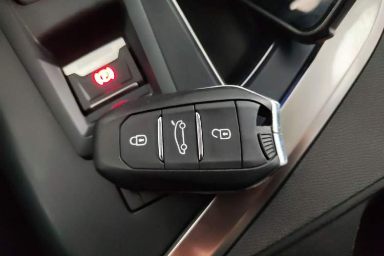 Used Peugeot 5008 2023 400THP Passionate Full-Seat Edition 7 Seats