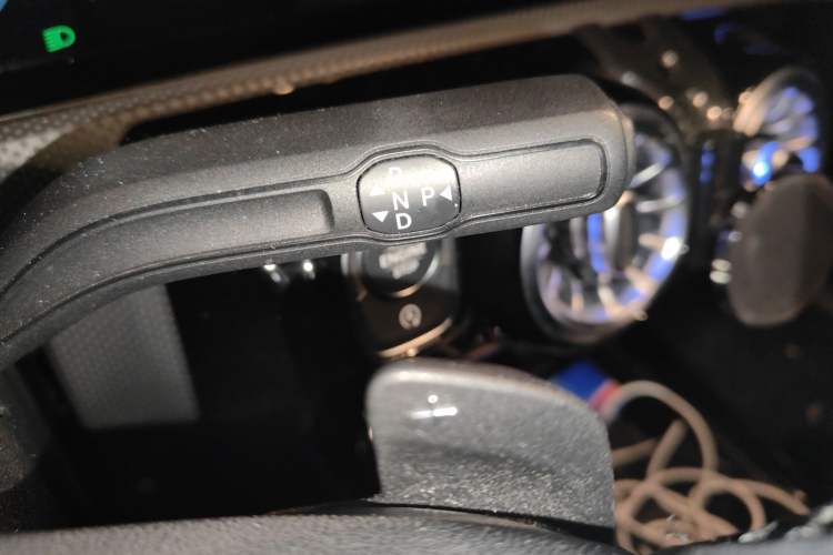 Used Mercedes-Benz A-Class 2019 A 200 Dynamic Edition Gear Lever
