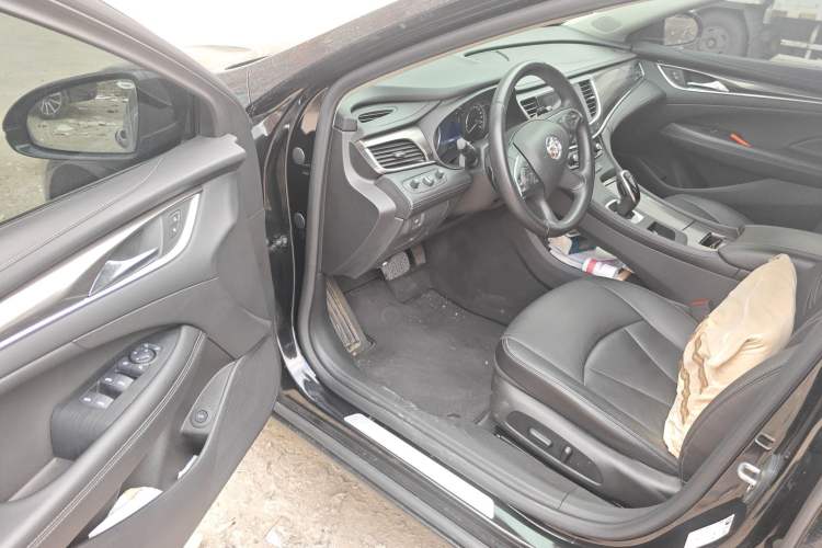 Used Buick LaCrosse 2022 652T Luxury Version Driver Seat