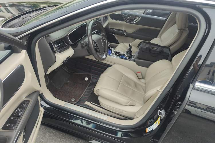 Used Lincoln Continental 2019 2.0T Two-Wheel Drive Luxury Edition China VI Standard