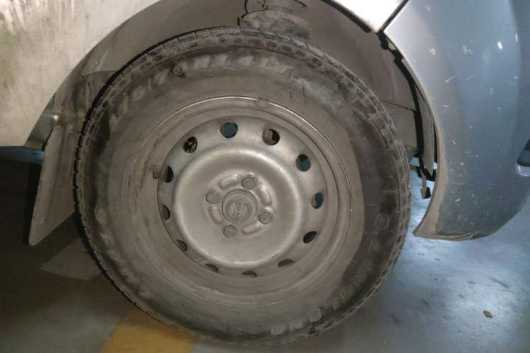 Used Jinbei Hiace X30 2016 1.3L Van Standard Edition DLCG12
