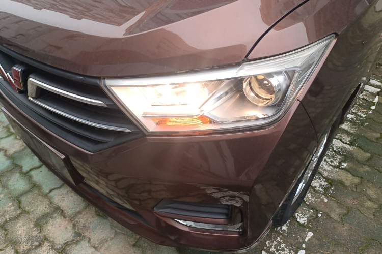 Used Wuling Hongguang 2018 1.5L S Comfort Model L2B
