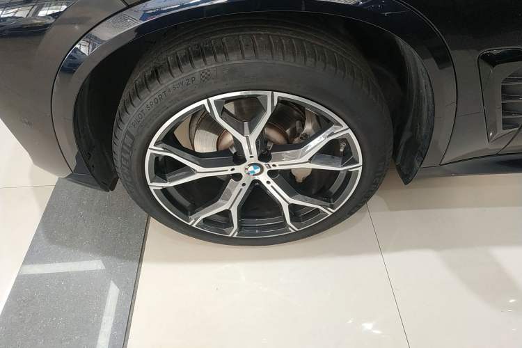 Used BMW X5 2023 xDrive 30Li Luxury M Sport Night Edition Package
