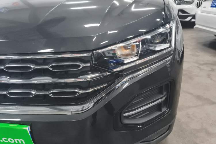 Used Volkswagen Tayron 2021 280TSI Two-Wheel Drive Luxury Smart Connectivity Version
