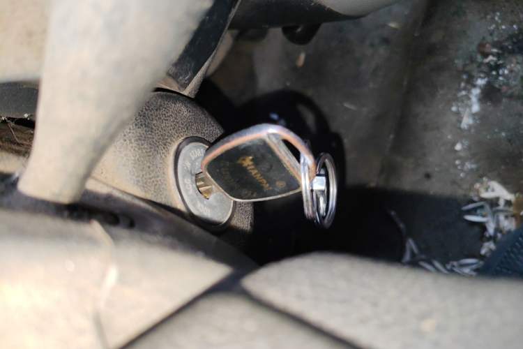 Used Foton Scenic G7 2015 2.0L Commercial Version Long Wheelbase High Roof – 486EQV4
