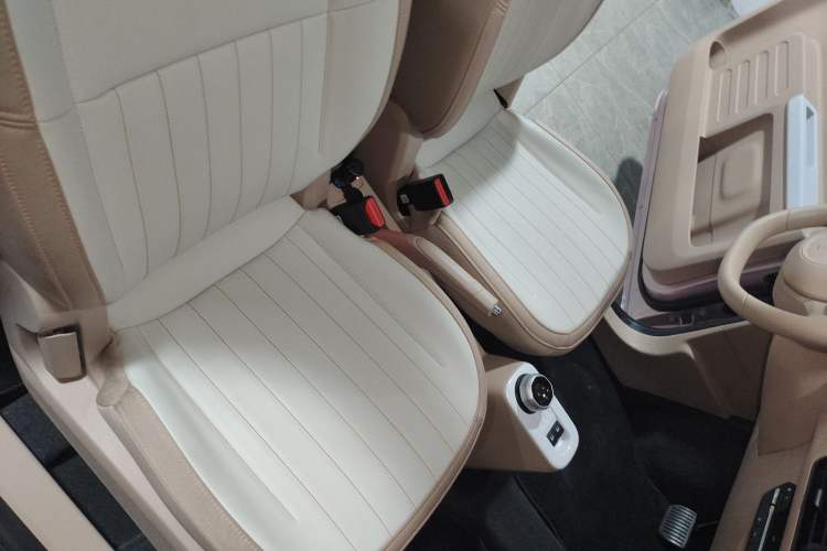 Used Geely Galaxy Panda 2023 Panda Mini 200km Endurance Bear